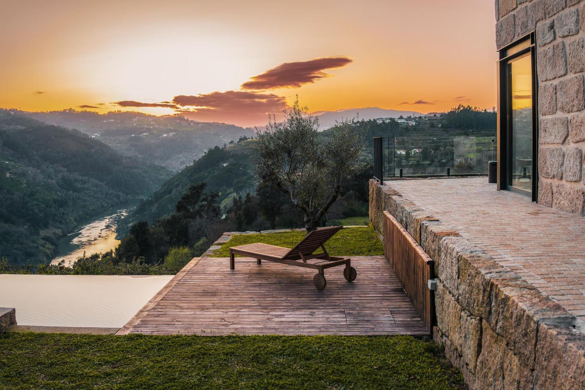 Javardo - Family House - Douro Penha Longa Екстериор снимка